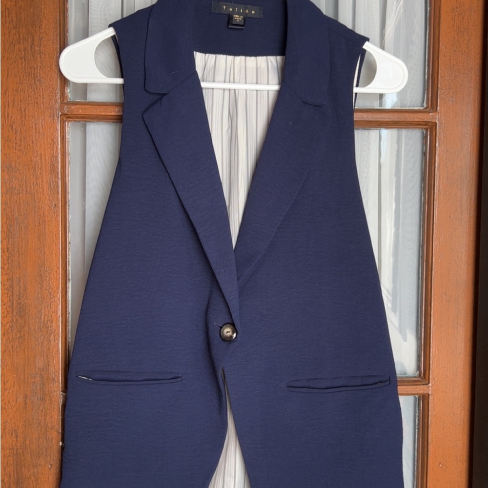 Tulle Navy Sleeveless Blazer Vest